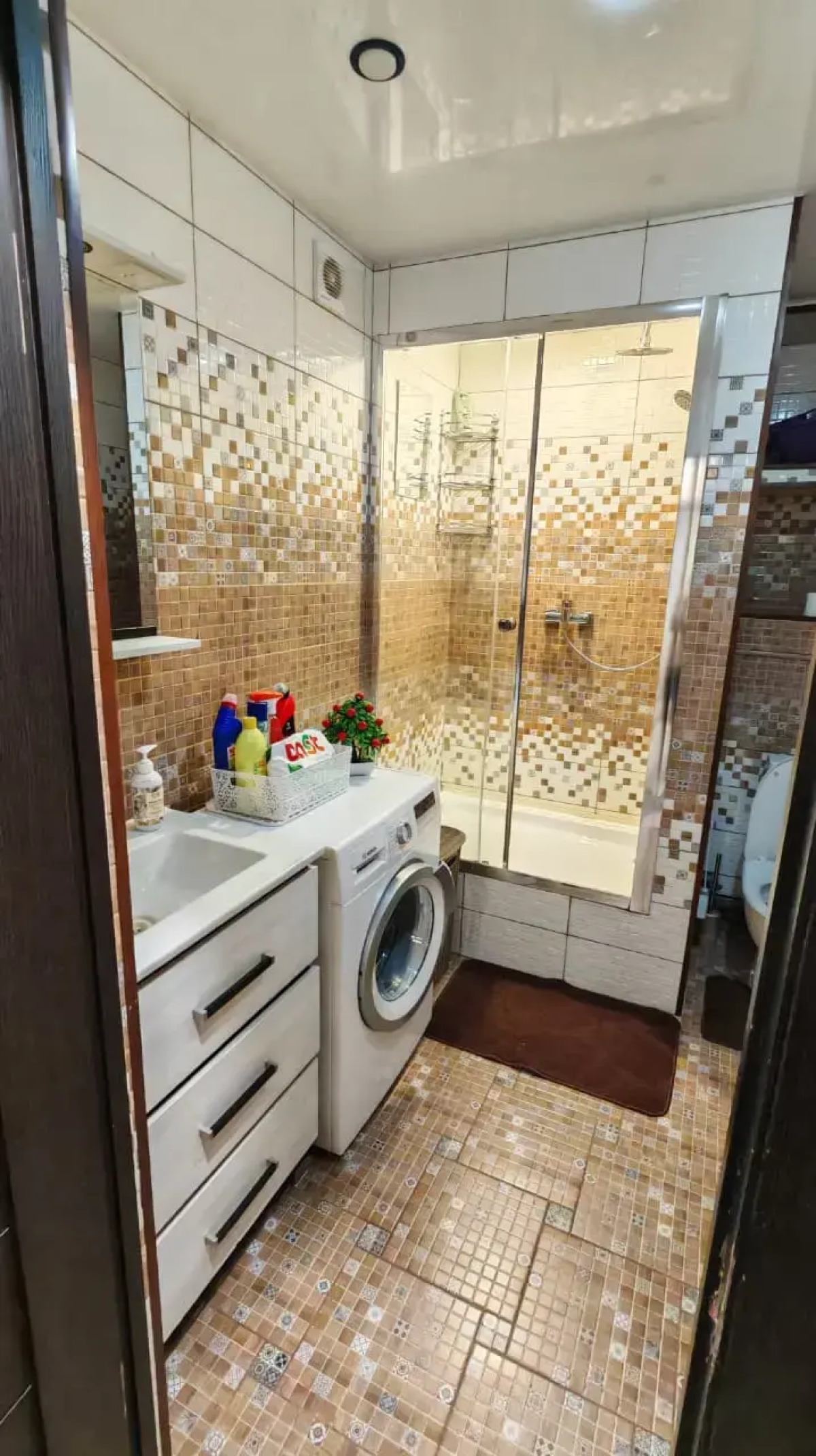 Квартира Двухкомнатная Около Мегагринна