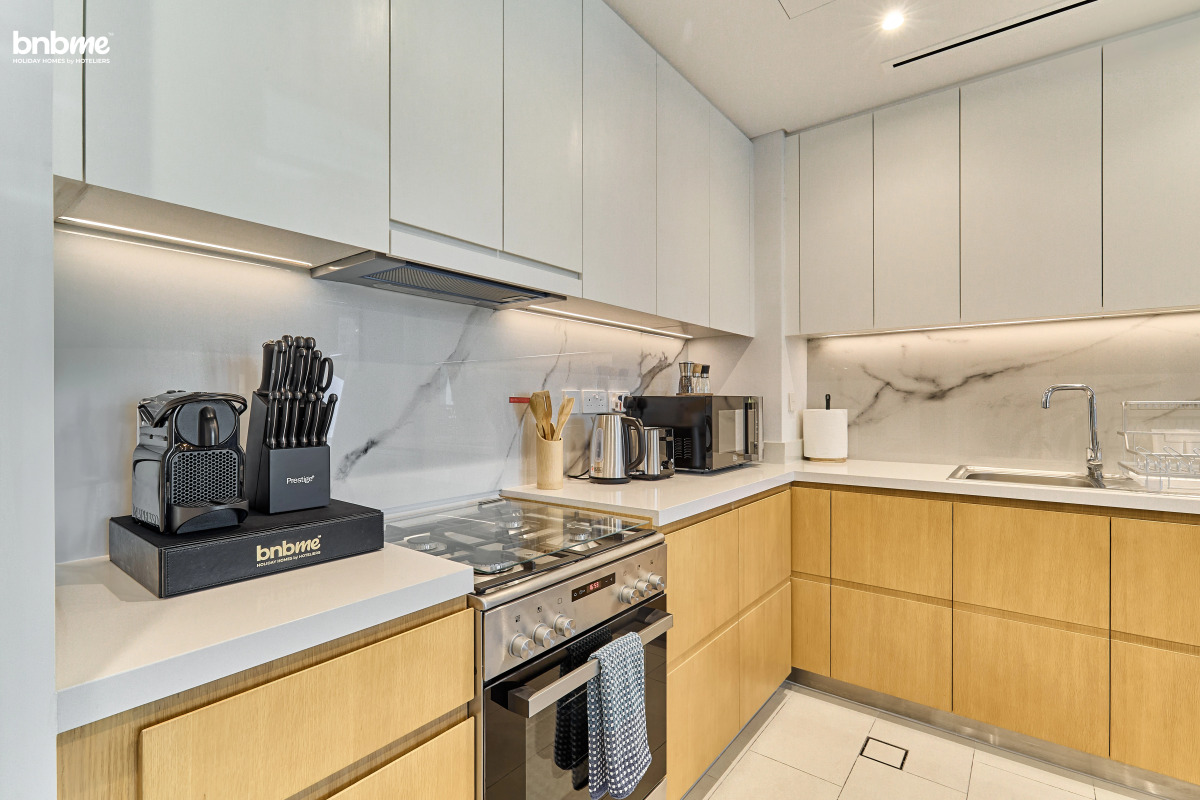 Апартаменты Bnbmehomes Marina Gem 5 min walk to Flying Cup - 2503