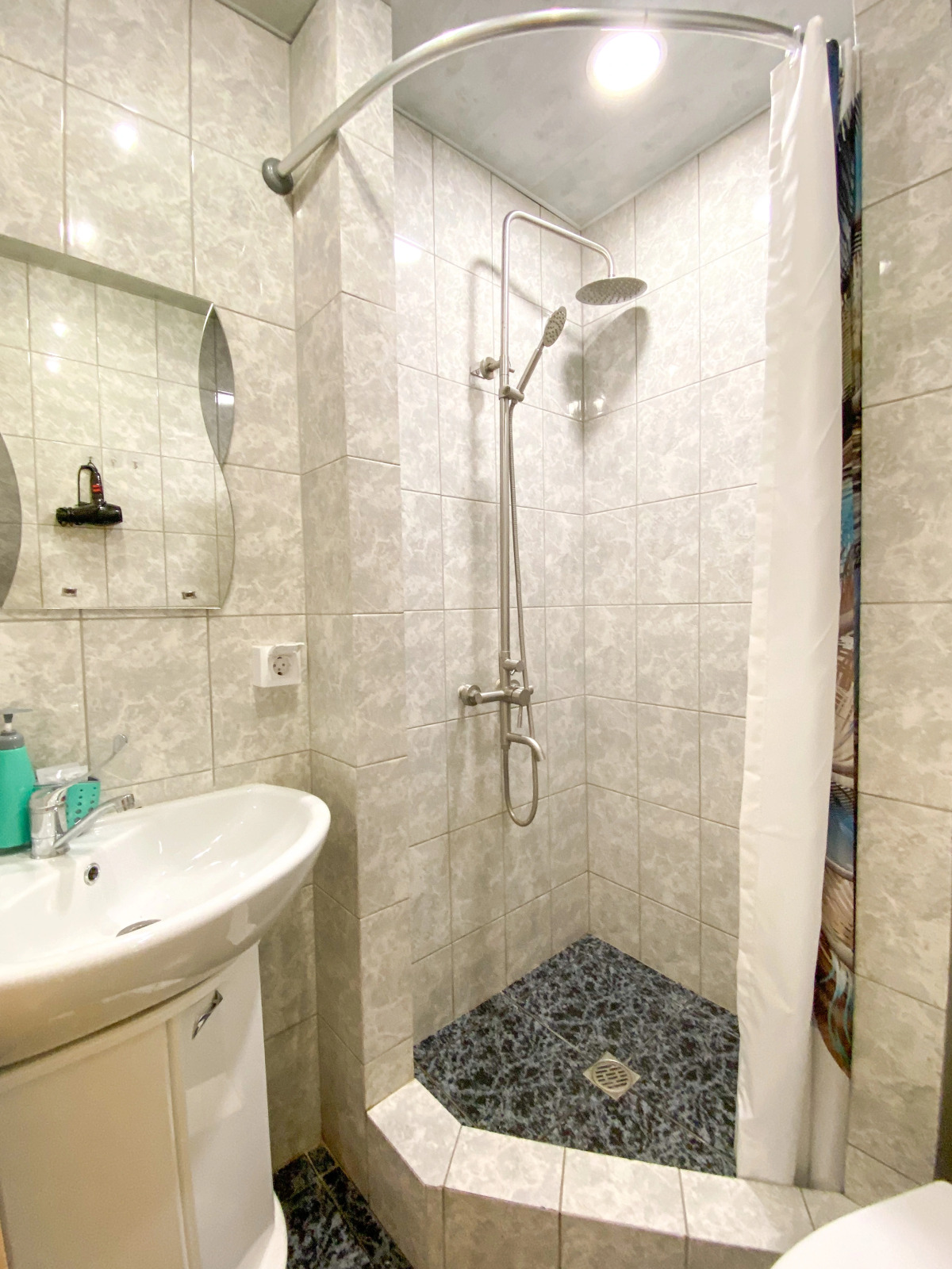 Апартаменты Счастье жить в центре Севастополя