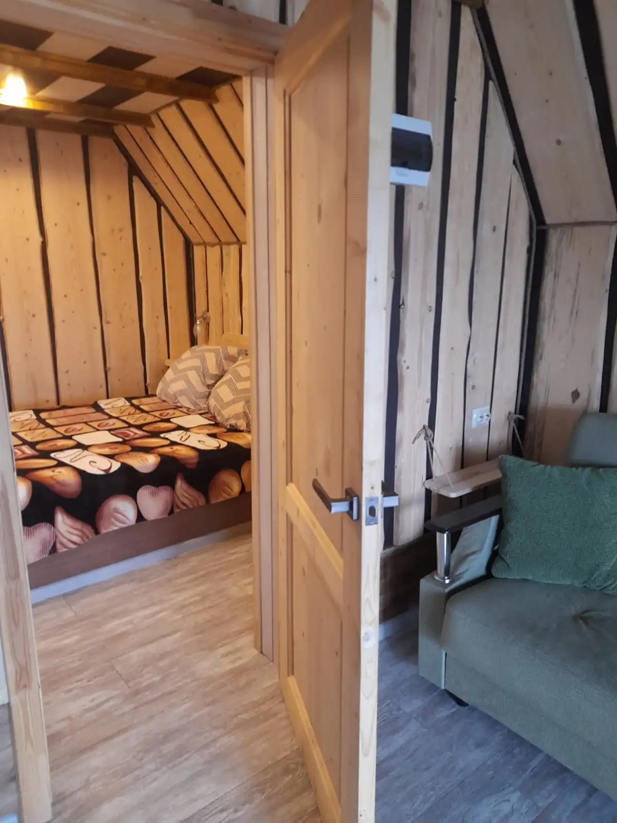 Шале у Озера 3