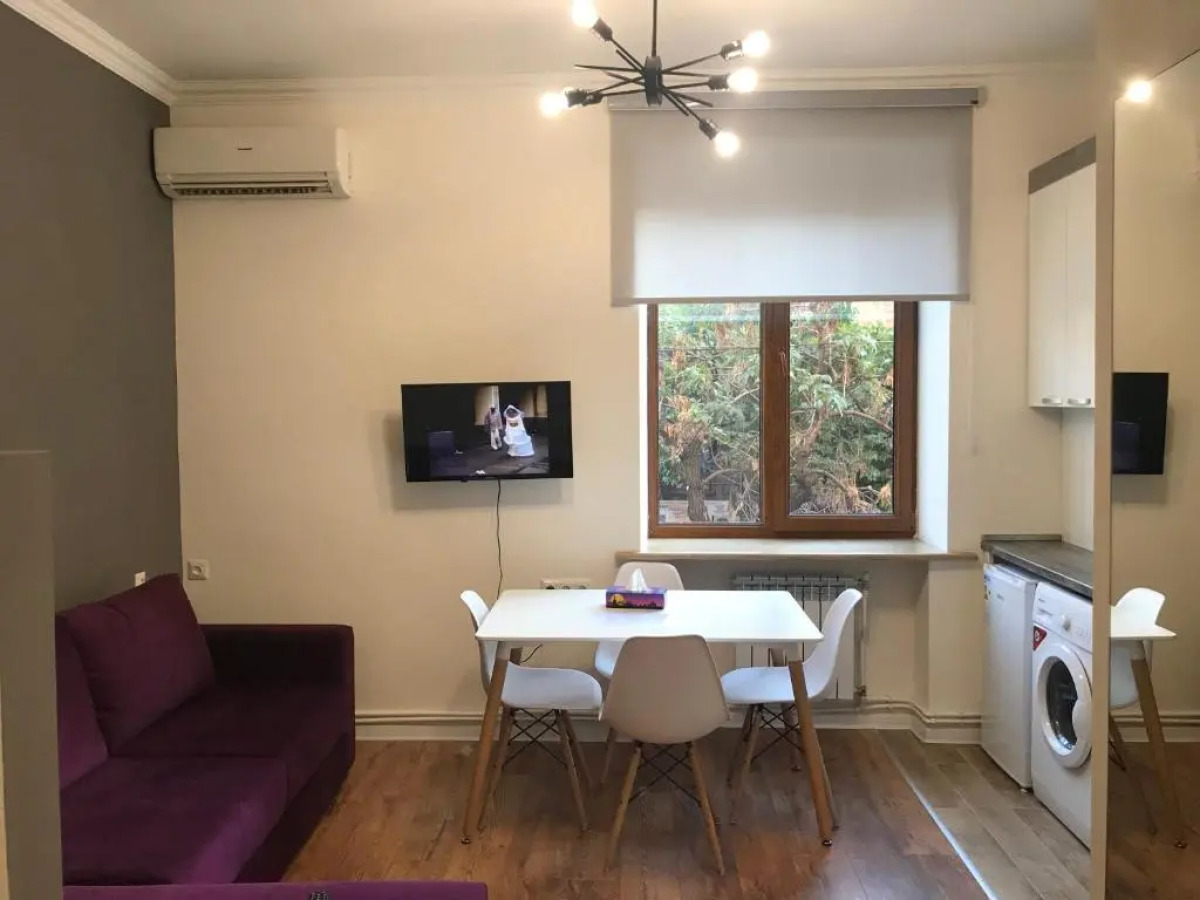 RIS Central Apartments Yerevan