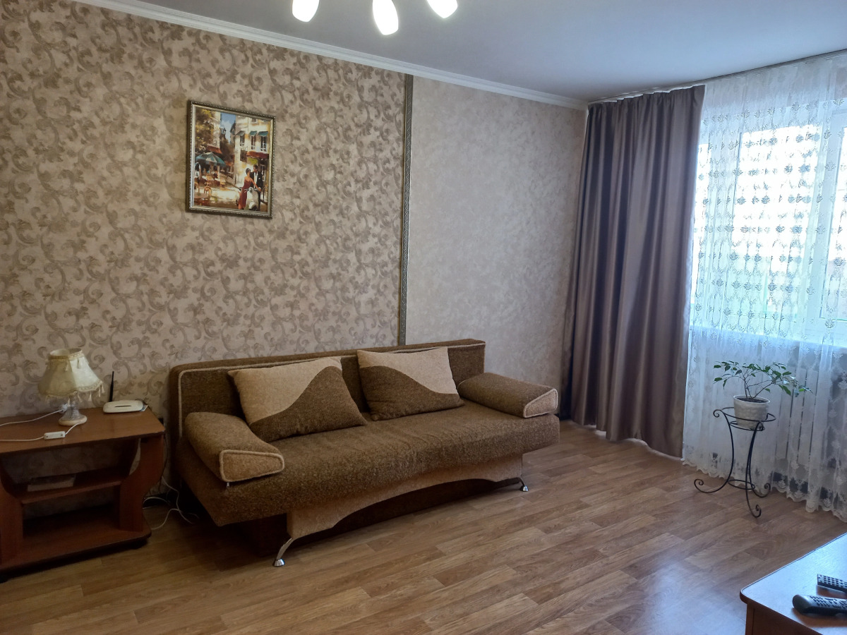 Апартаменты на улице Академика Крылова 7