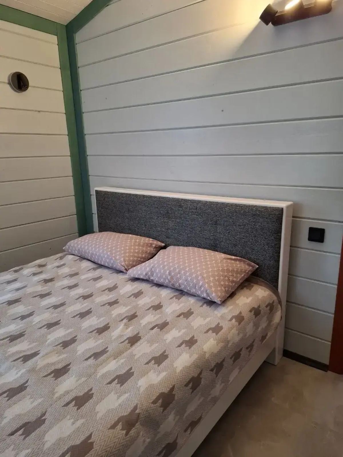 Частный дом Фортуна Сыростан