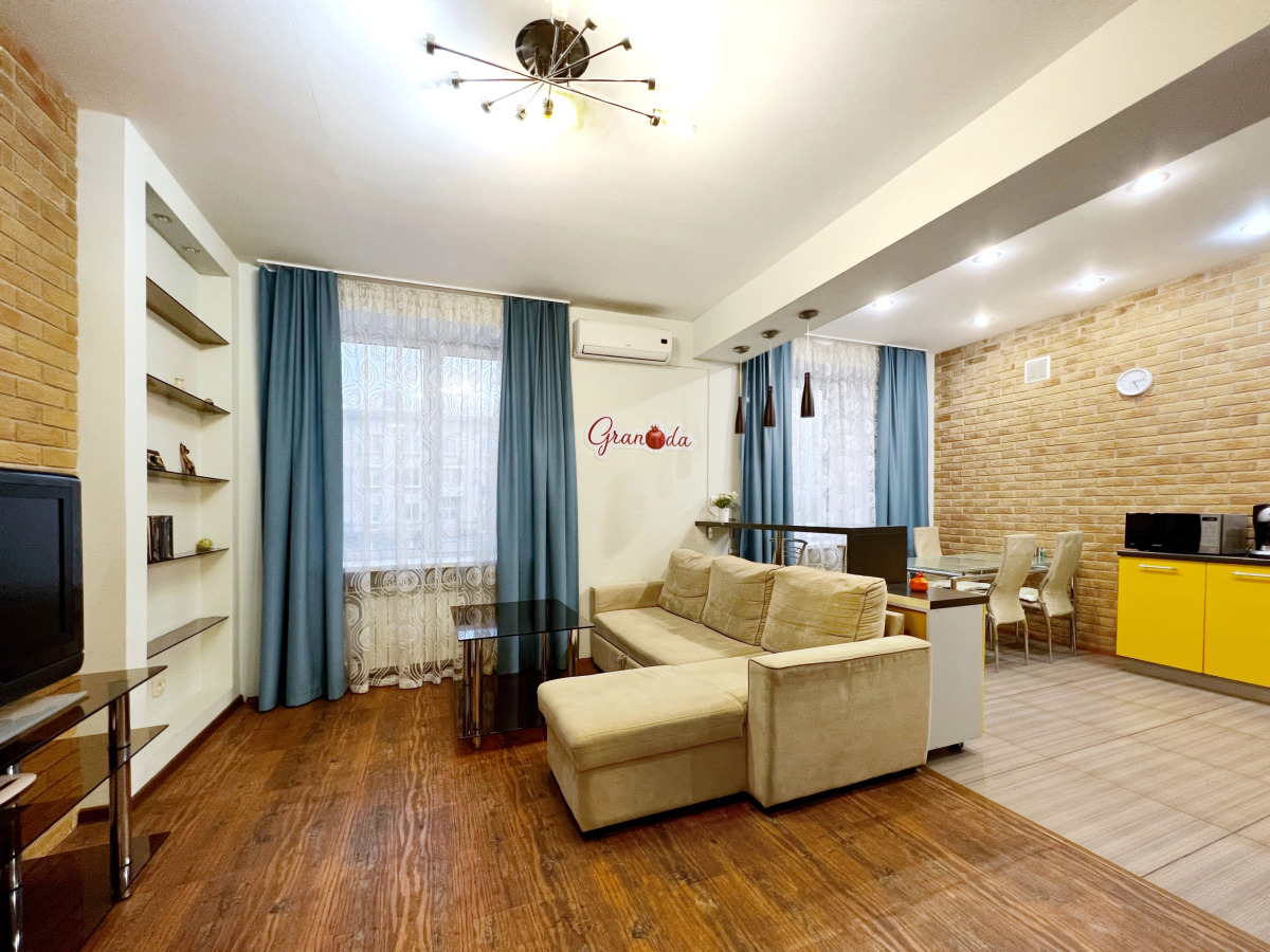 Квартира Granada Красивая евро-двушка в центре города