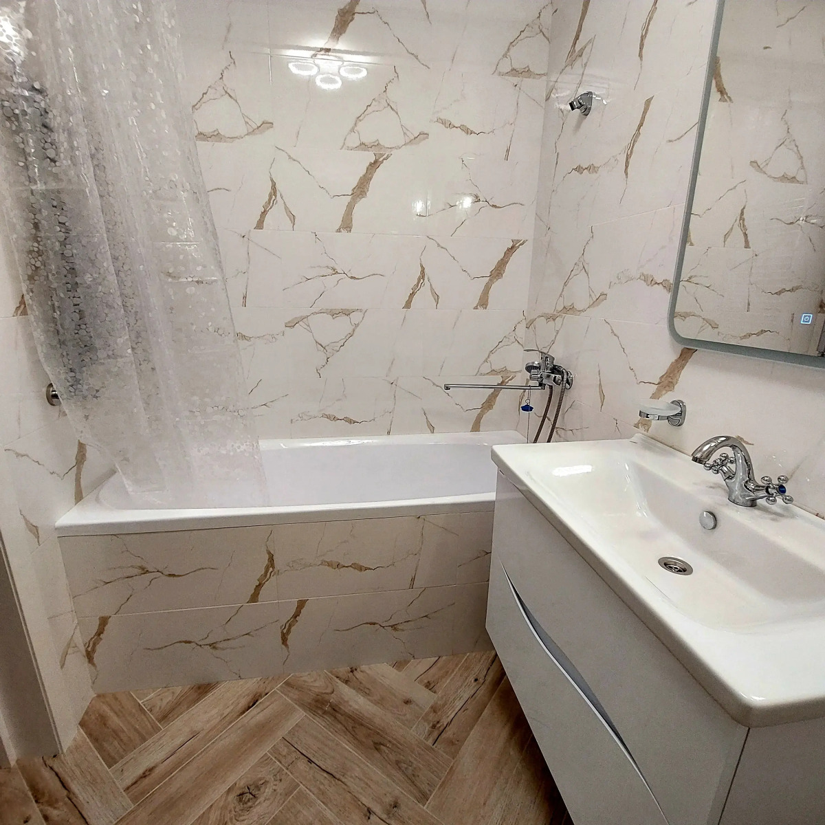 Квартира Евродвушка на Курсантов Кировцев