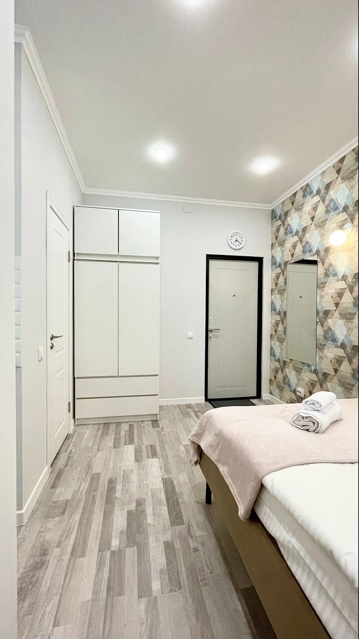 Апартаменты 1 Irooms на Боровой 10