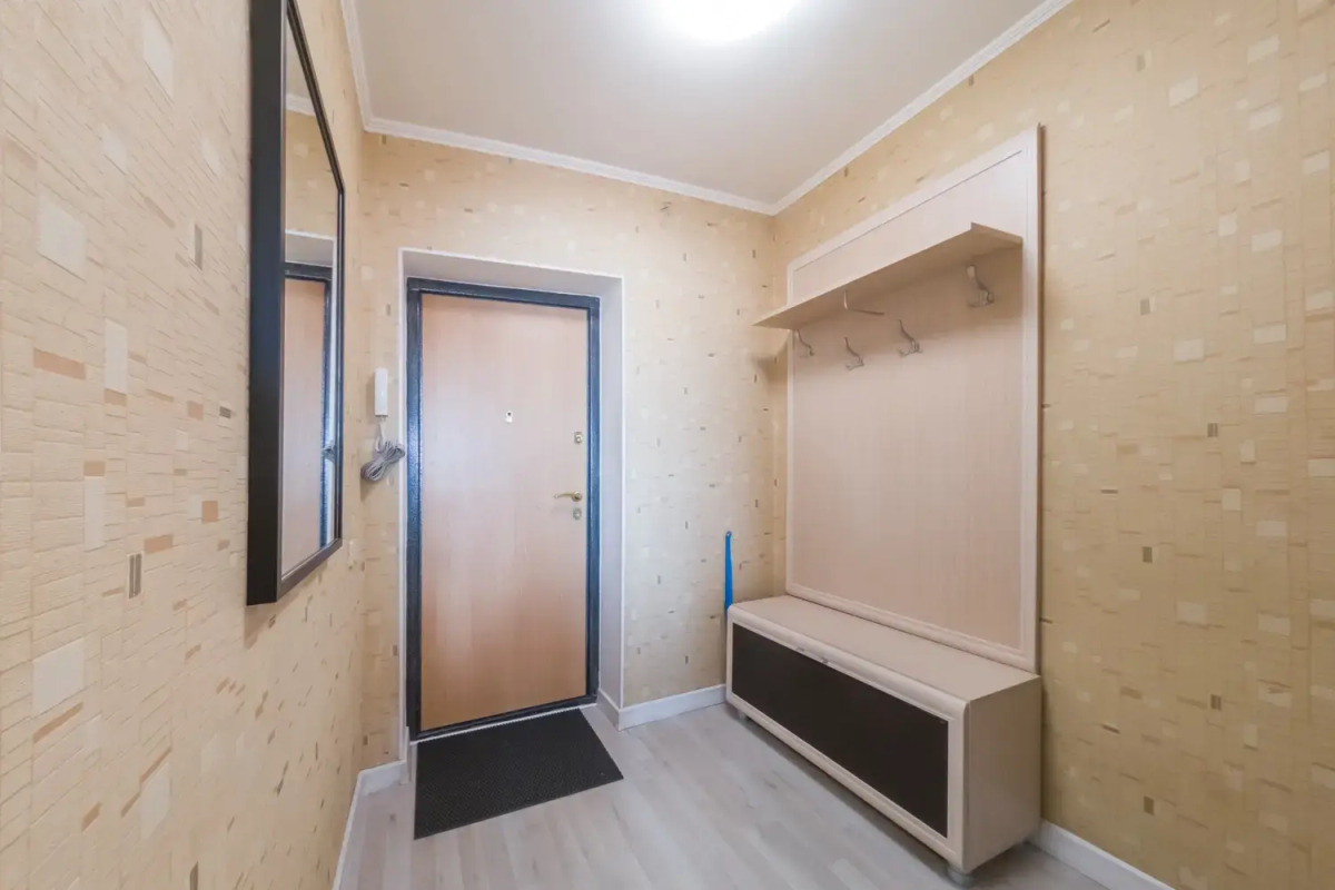 Апартаменты с балконом на Челюскинцев 21