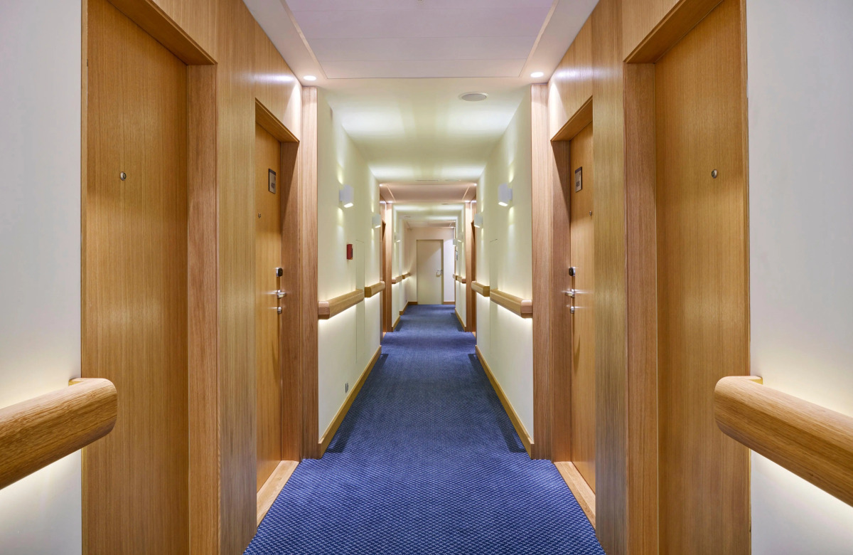 Отель Nobel Palace