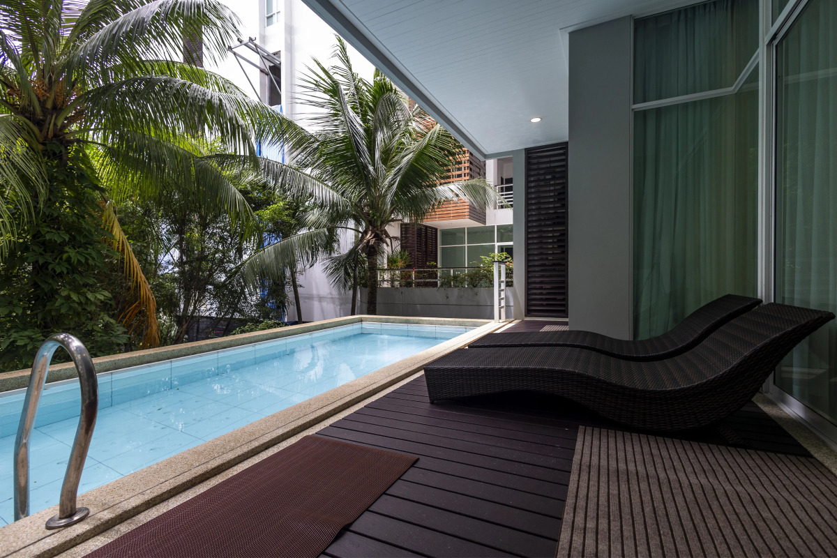 Апарт-отель Karon Beach Residence Phuket