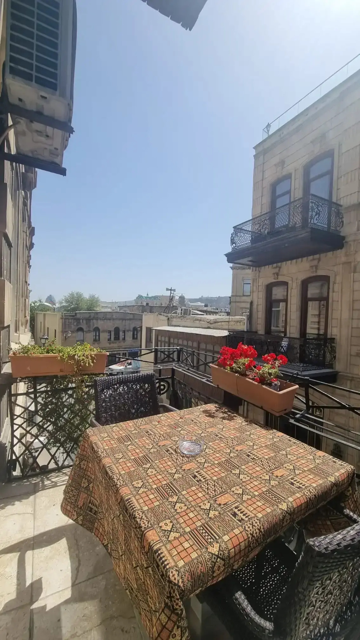 Apartments History 1870