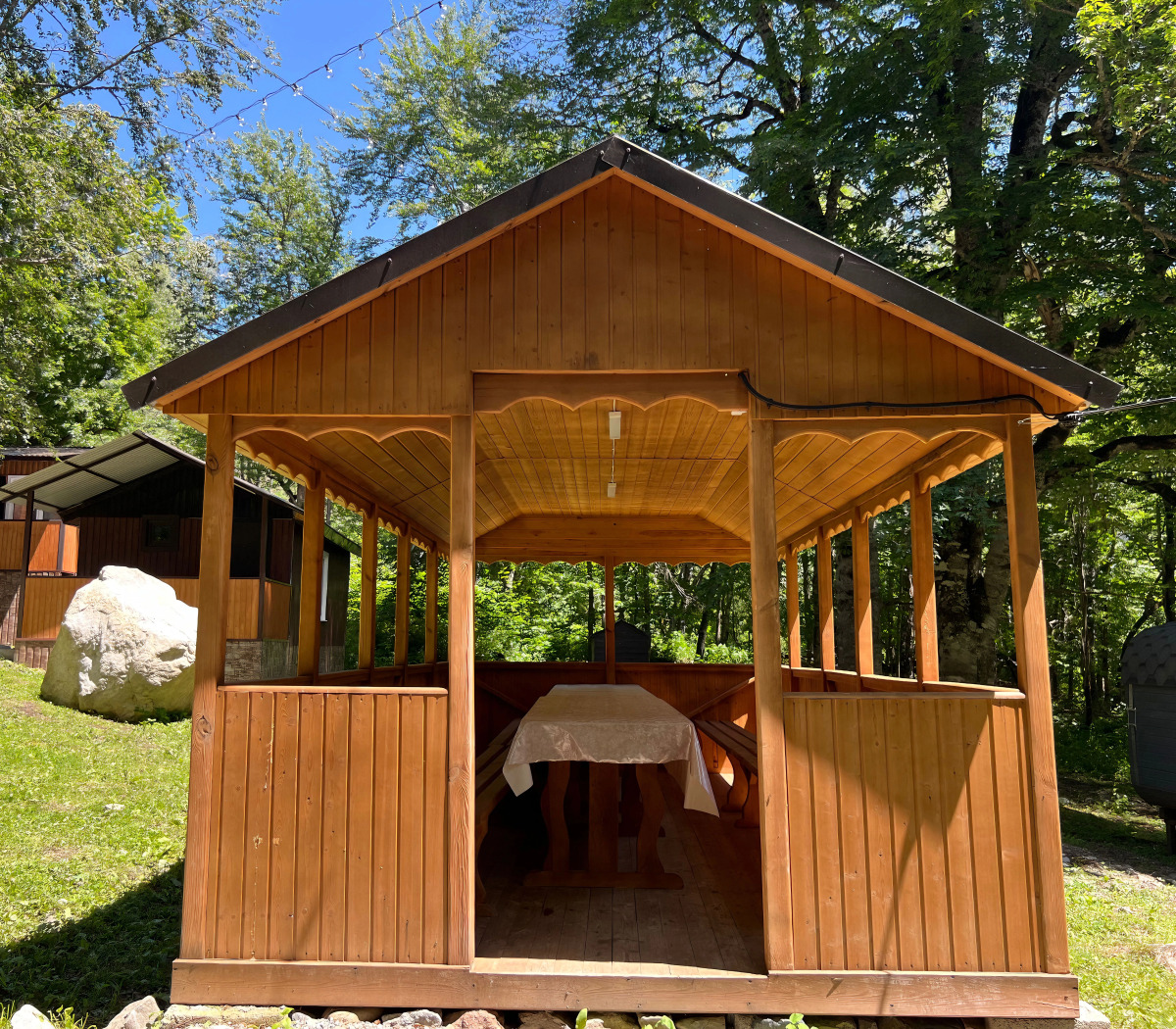 Шале Aishah House