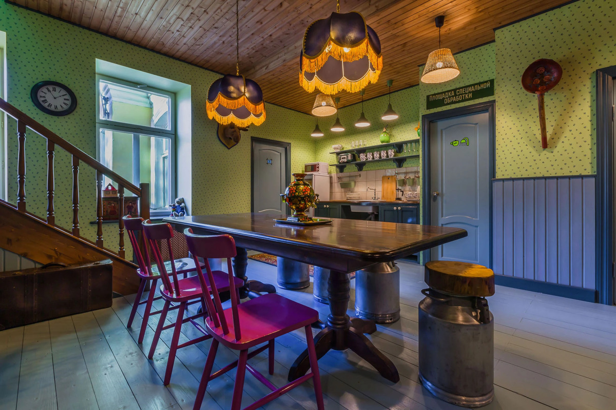 Меблированные комнаты У Дома Книги