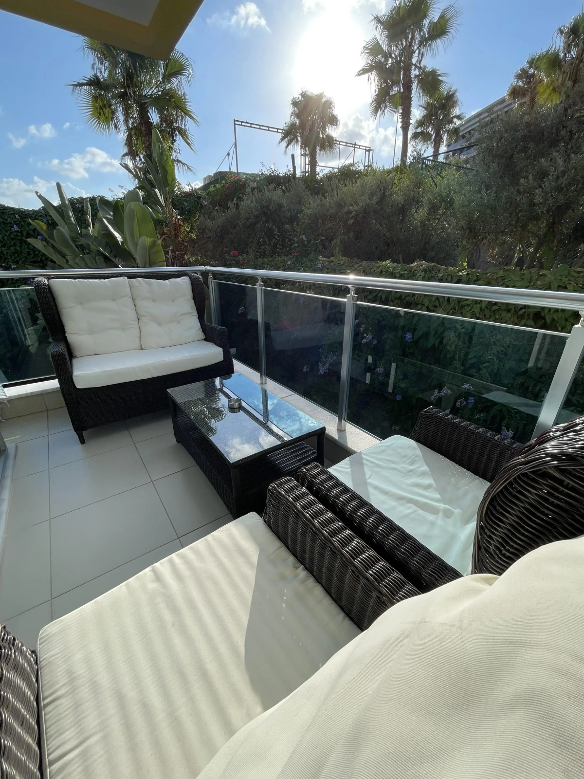 Апартаменты у моря 320 м с балконом