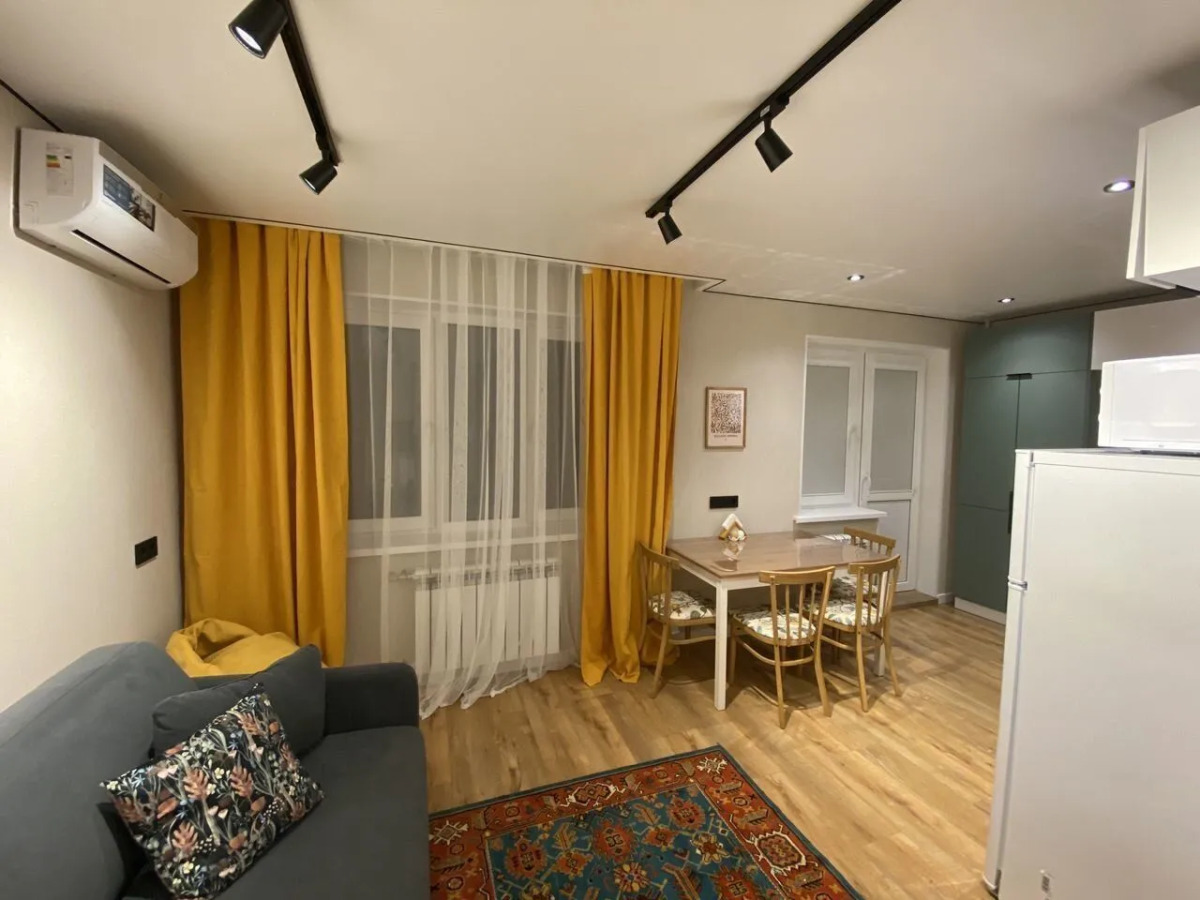 Квартира на Улице Тхапсаева 16