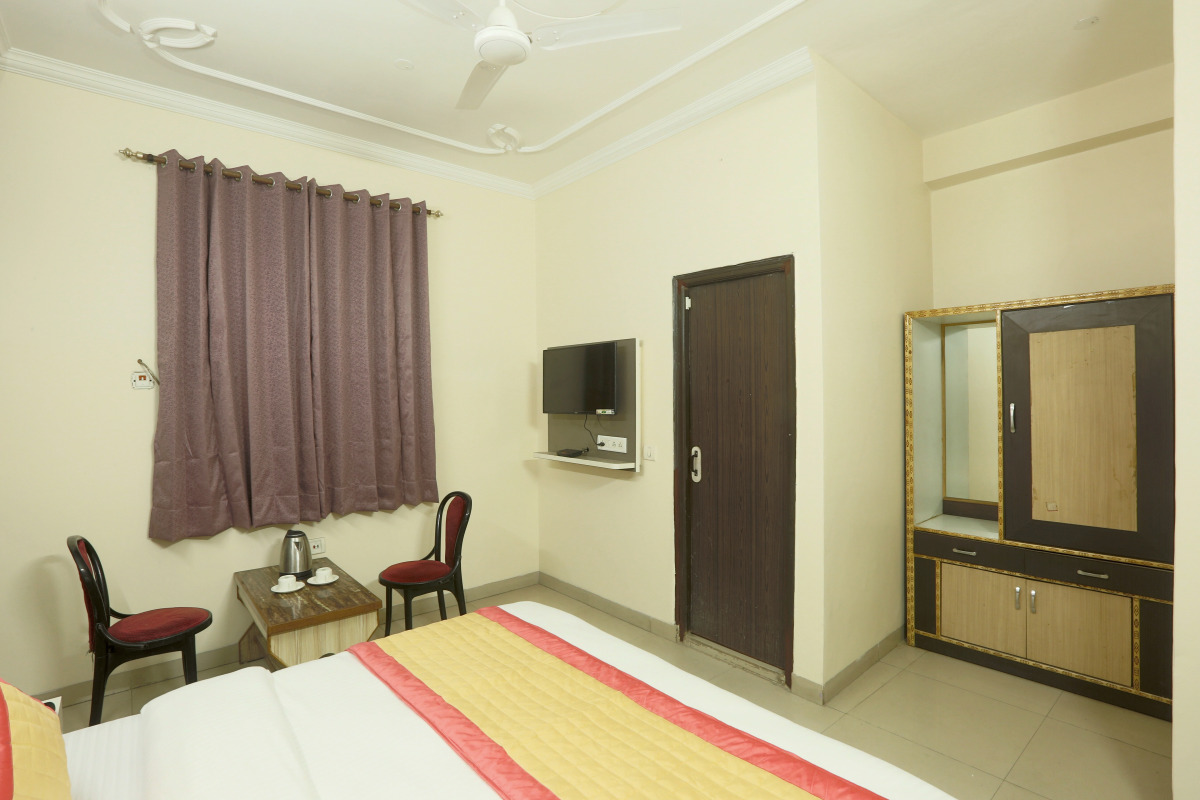 Отель Airport Mayank Residency