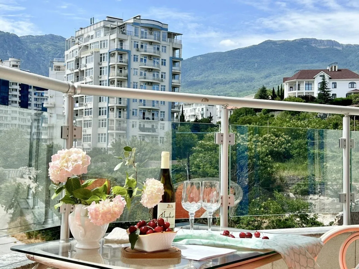 Апартаменты на Ялтинской 12А