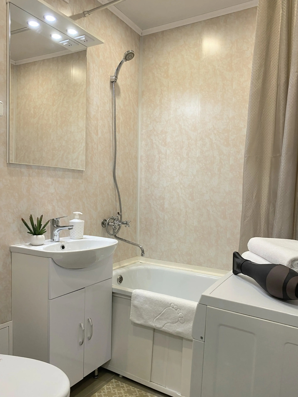 Апартаменты Герцена 97