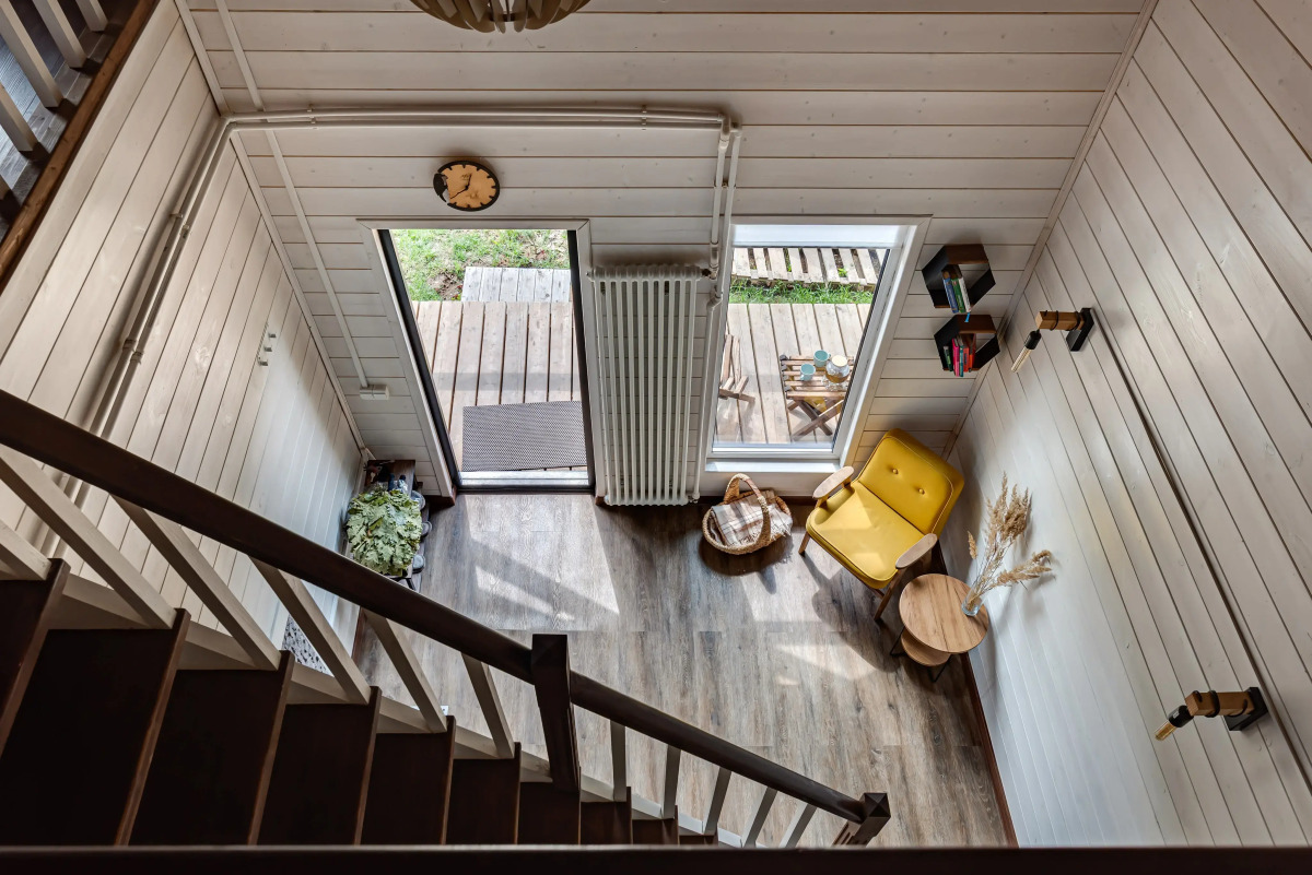 Частный дом с бaнeй на дpoвaх Harmony