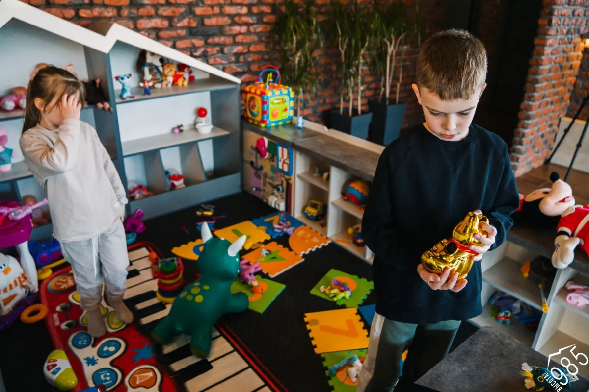 "Горная Высота 985"