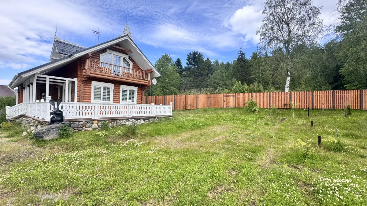 Частный дом Усадьба "Ладожские этюды" у подножия горы Хийденвуори