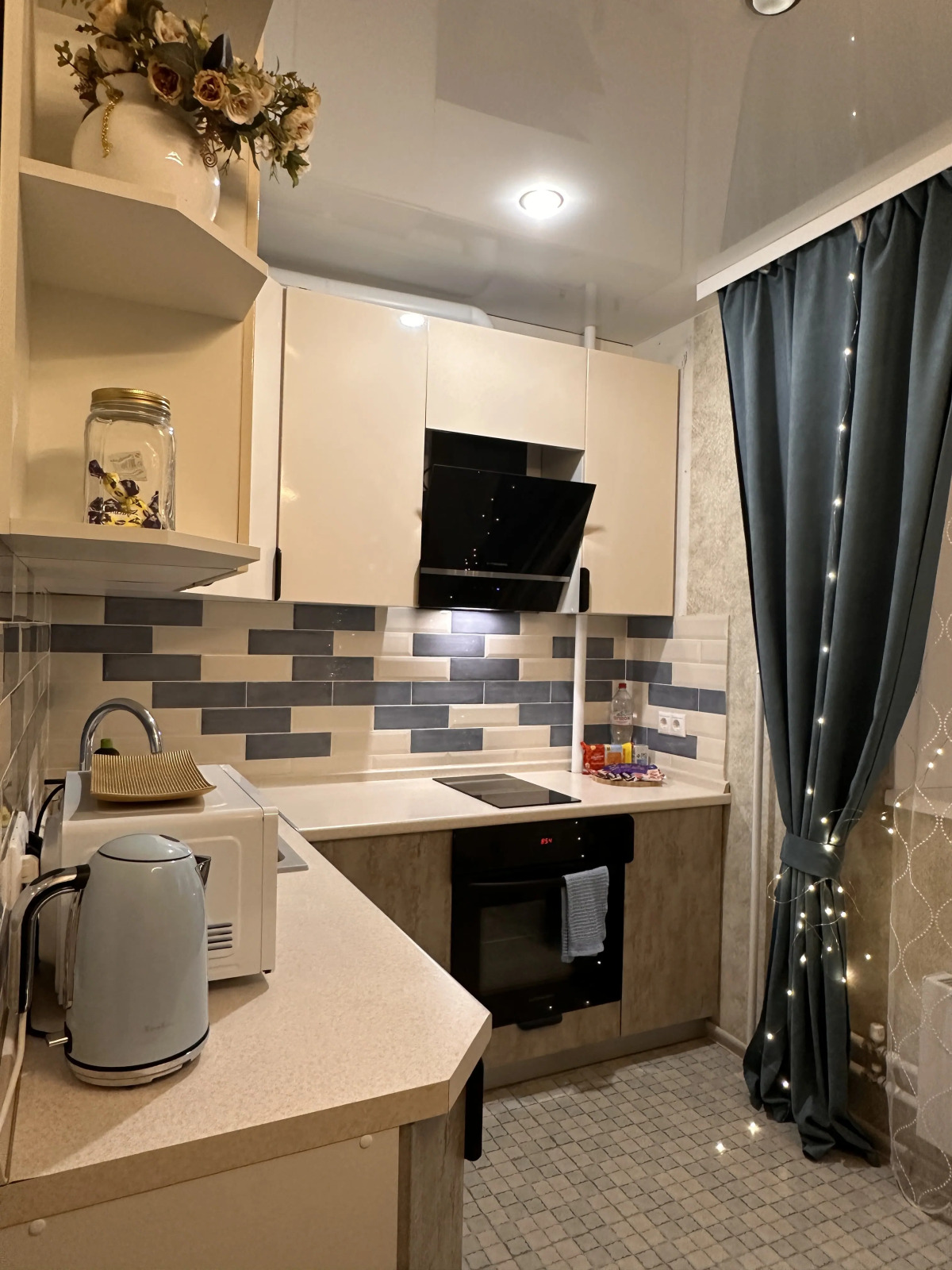 Апартаменты 2 комнатная квартира на Мира 9В