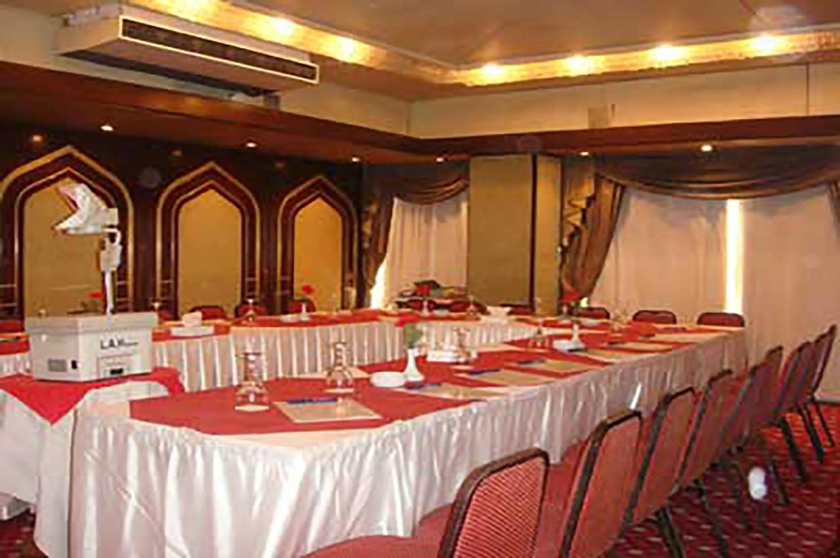 Отель Plaza Hotel Alexandria