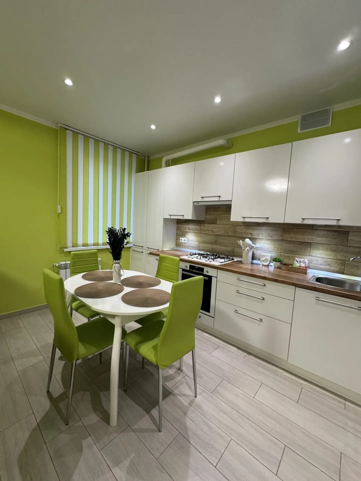 Квартира в доме на набережной реки Волга