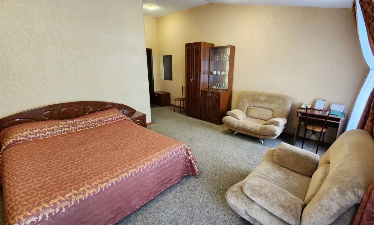 Отель Колибри