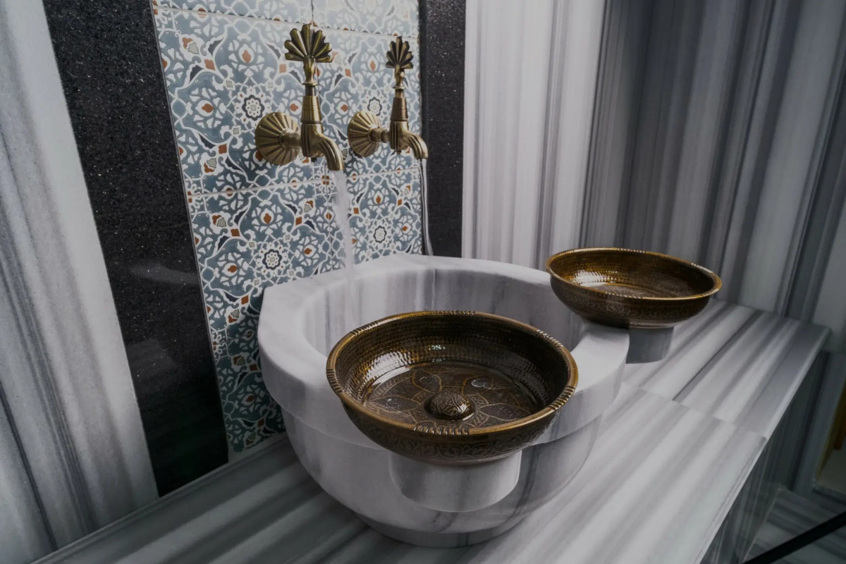 Отель Grand Clover