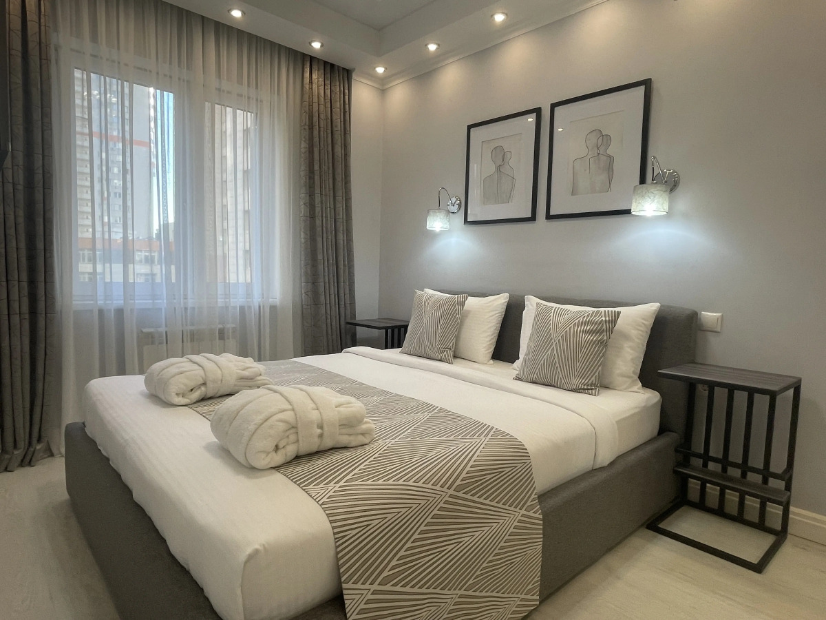 PK DESIGN - двухкомнатная квартира с отдельной спальней