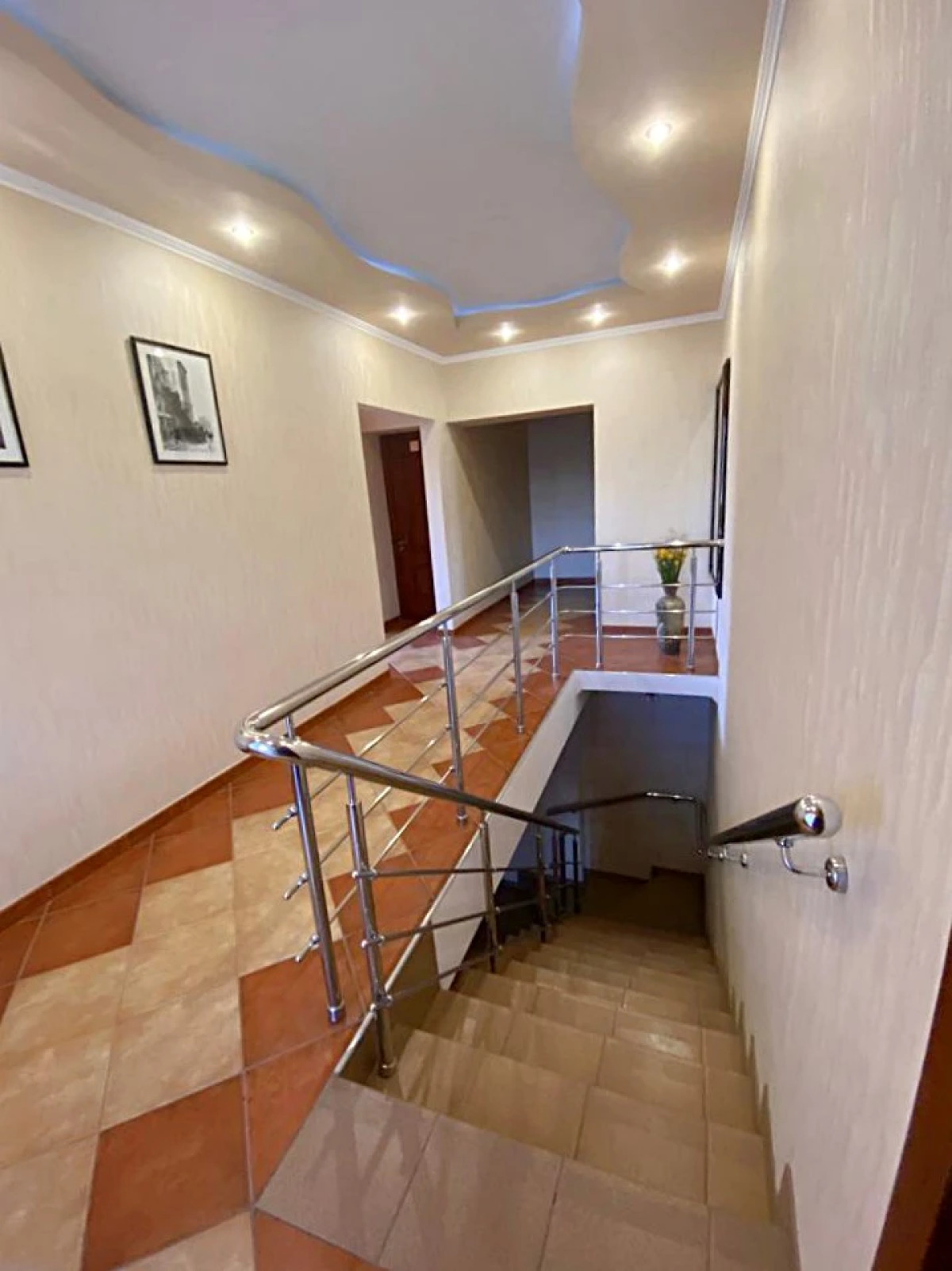 Отель Багира