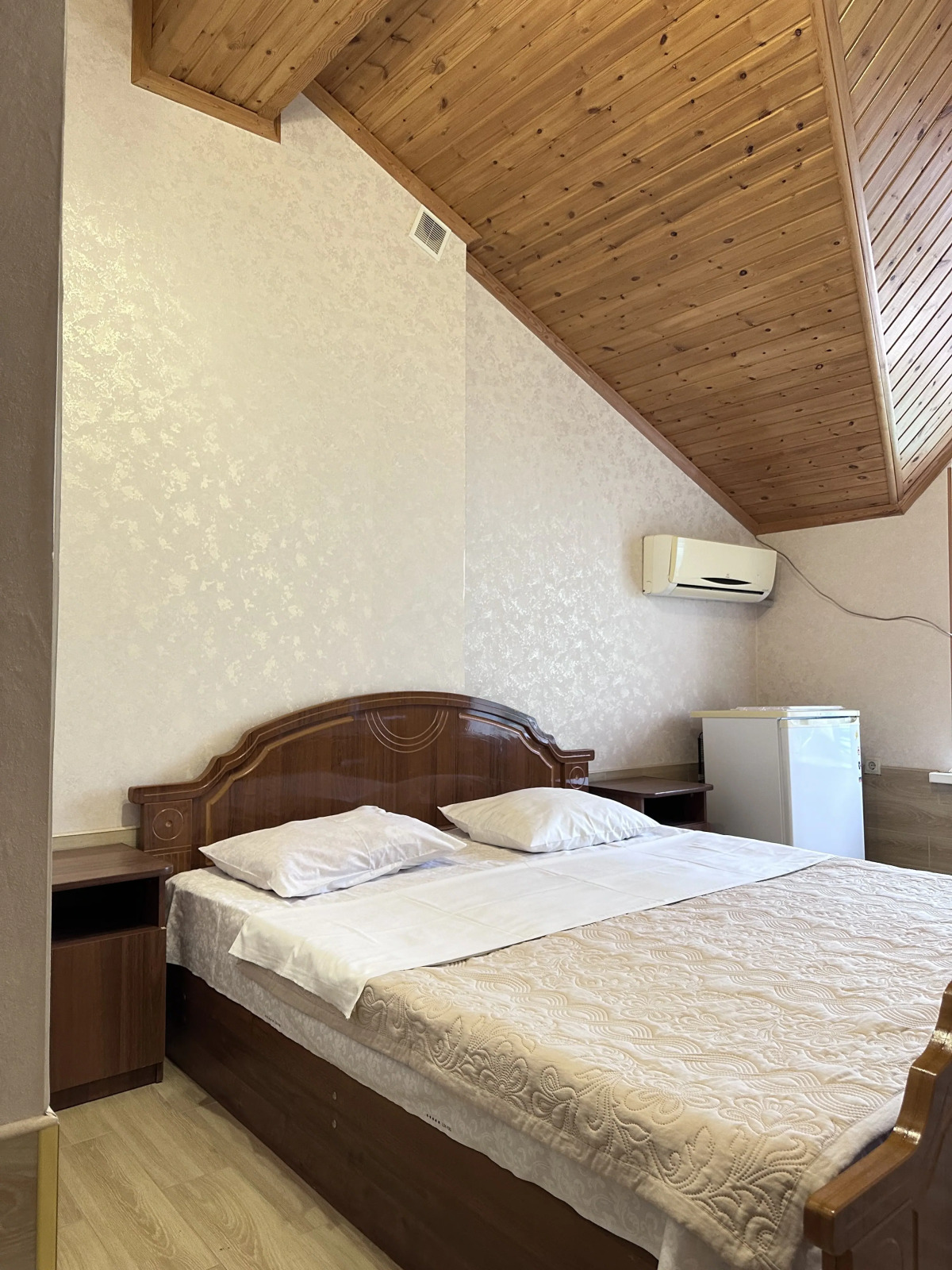 Золотые Пески