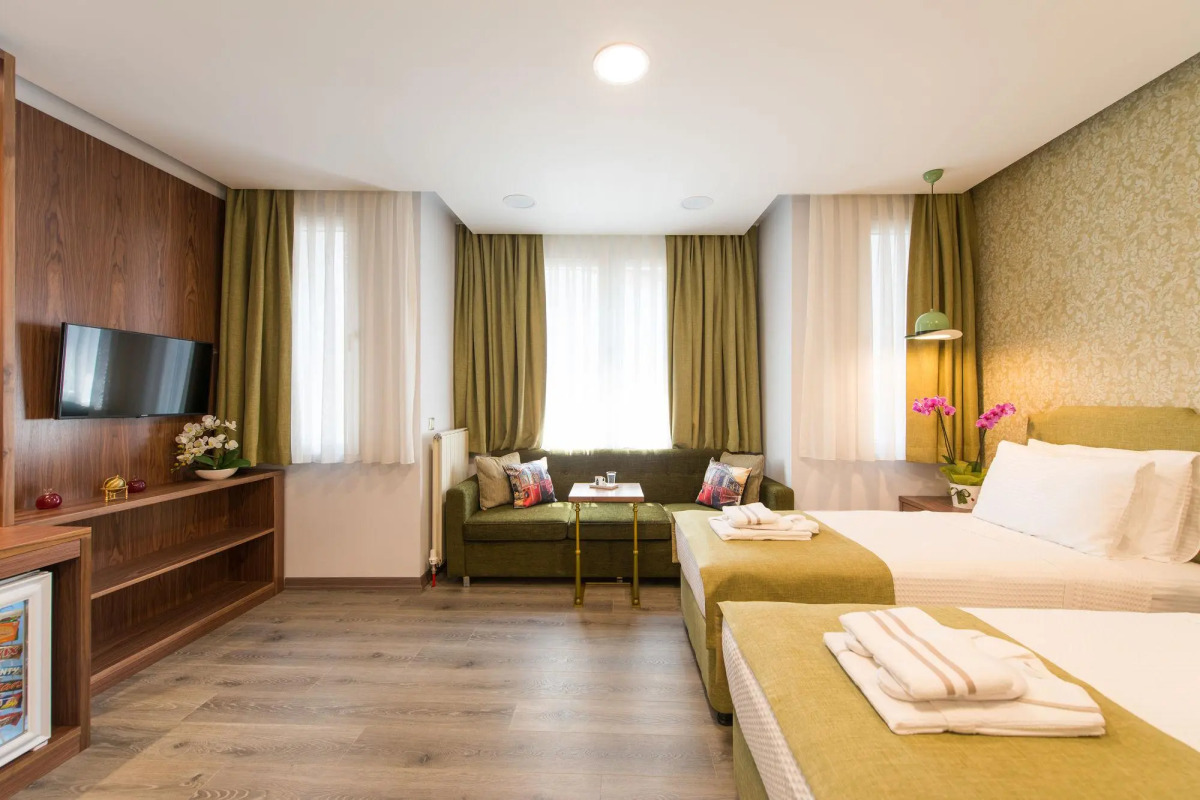 Hotel Sometimes Taksim