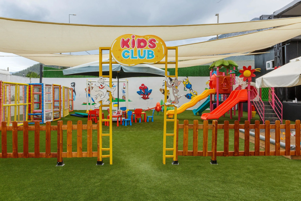 Dedeman Kemer Resort