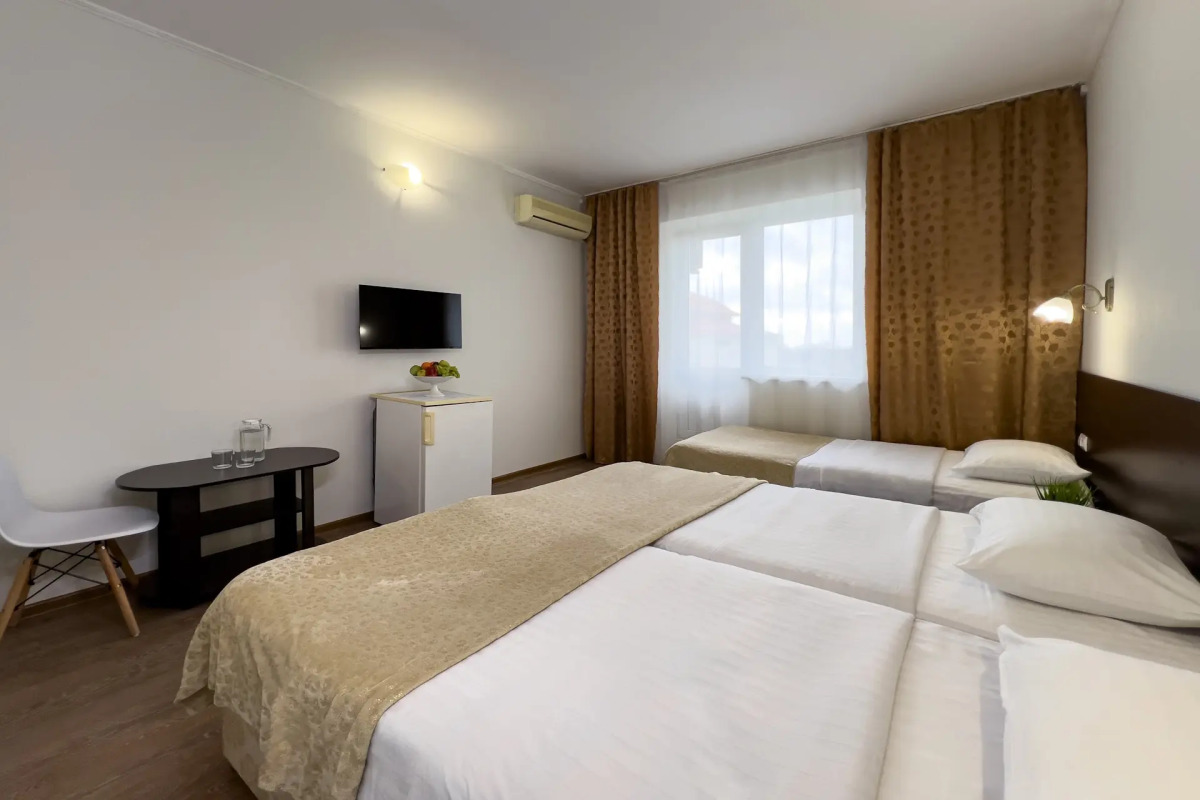 Отель Чёрное море (корпуса 1 и 2)