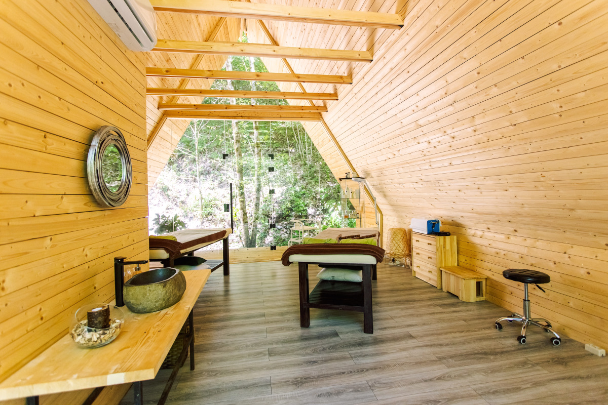 ЛЕС Глэмпинг и SPA