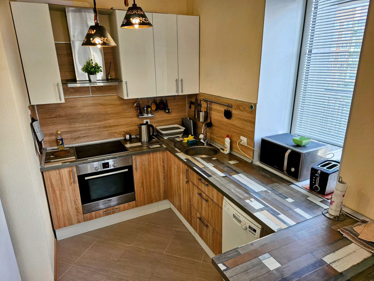 Квартира Большая евротрешка 80кв с двумя санузлами и огромной лоджией