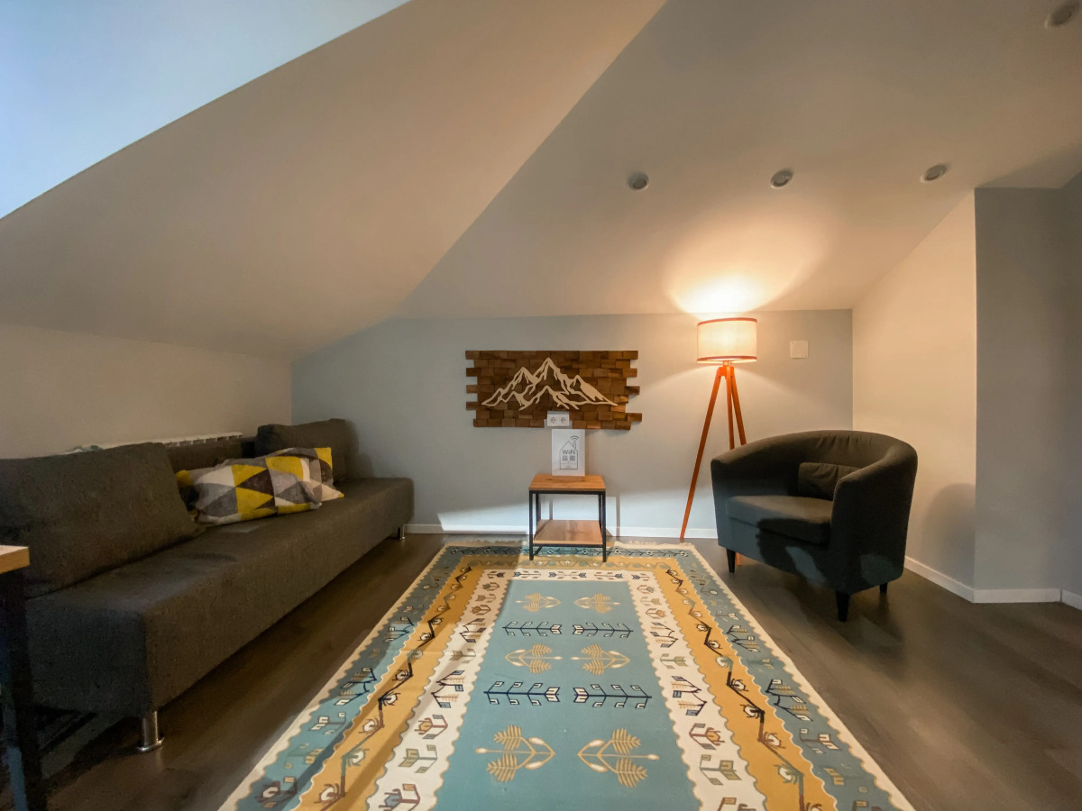 Квартира С Панорамным Видом на Озеро и Горы