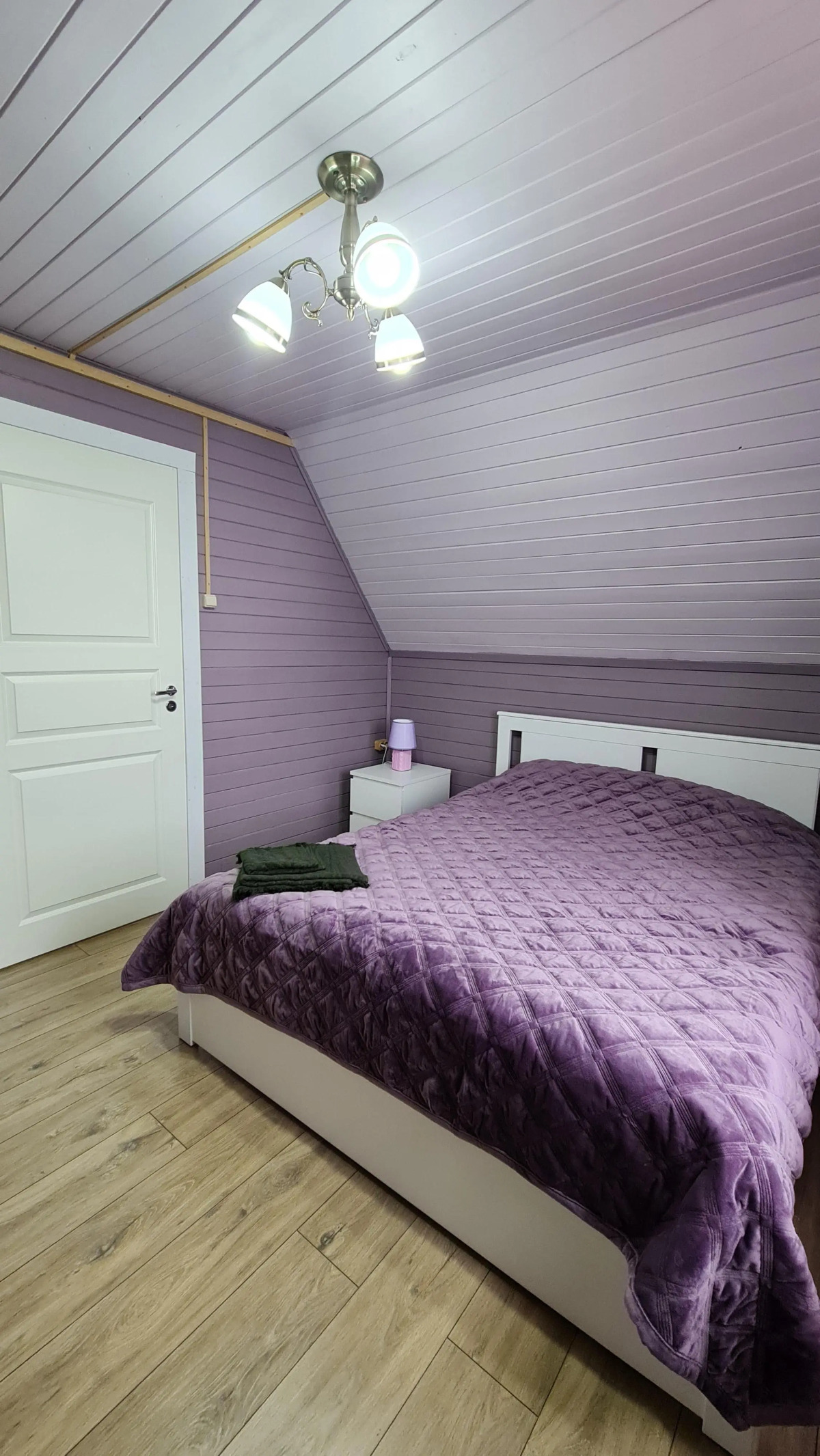 Частный Дом с Красным Залом