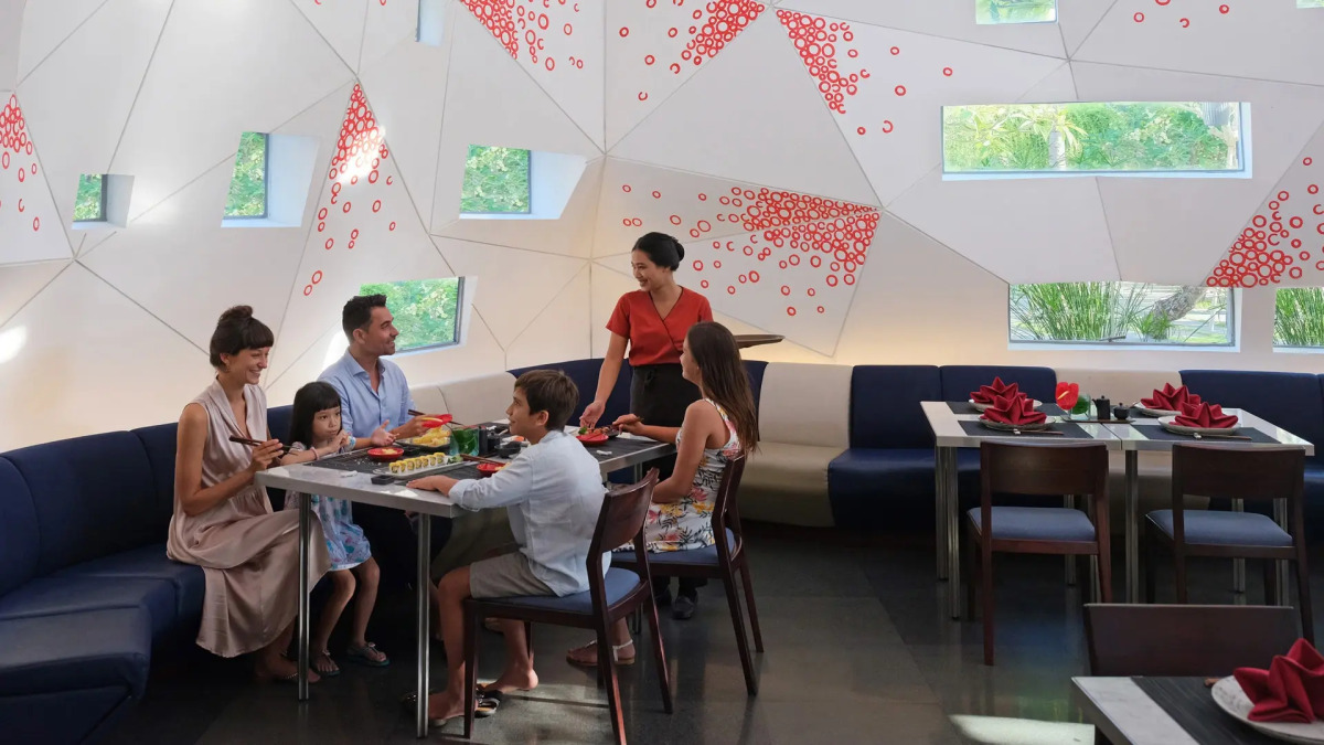 Отель Maya Sanur Resort & Spa