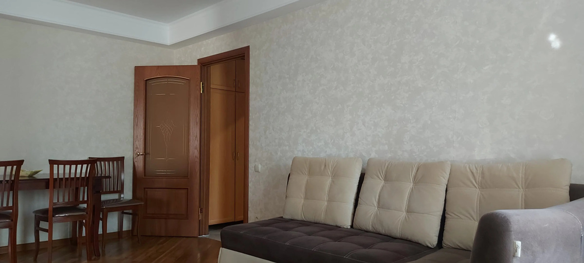 Апартаменты 2-х комнатная квартира на Расула Гамзатова