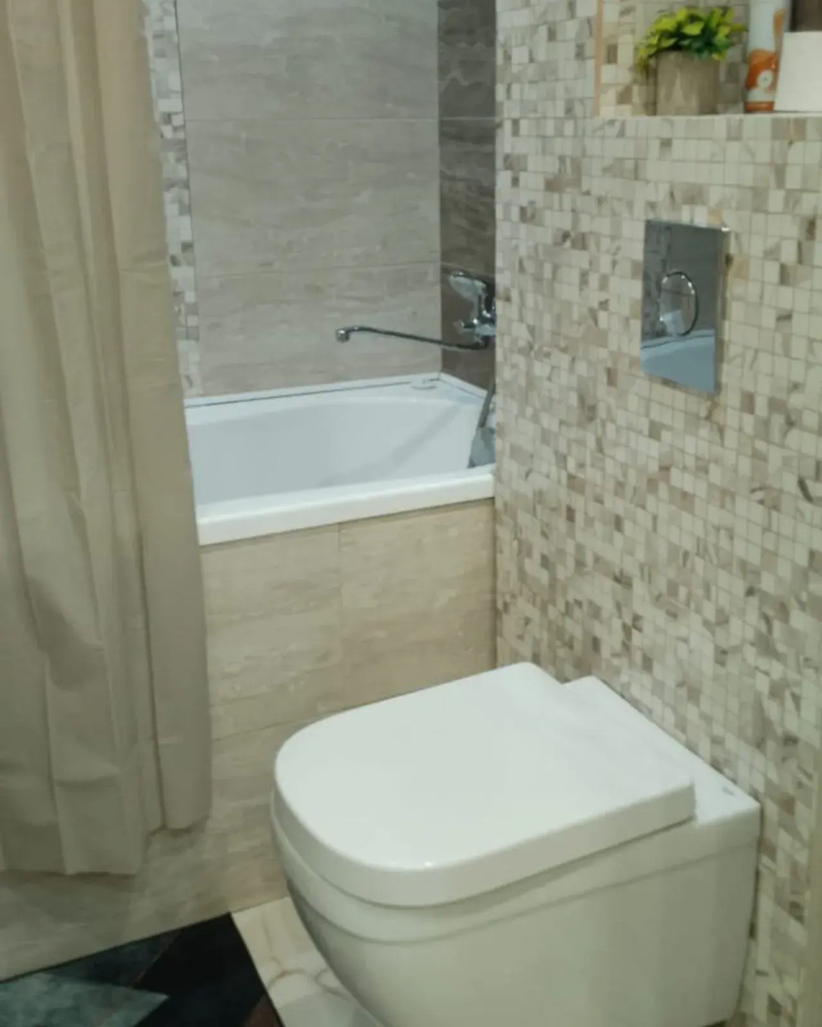 Квартира Студия, Запарина 111