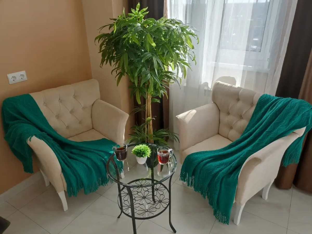 Апартаменты видовые сети «Все в гости» на ул.10 Августа 85 на 17 этаже