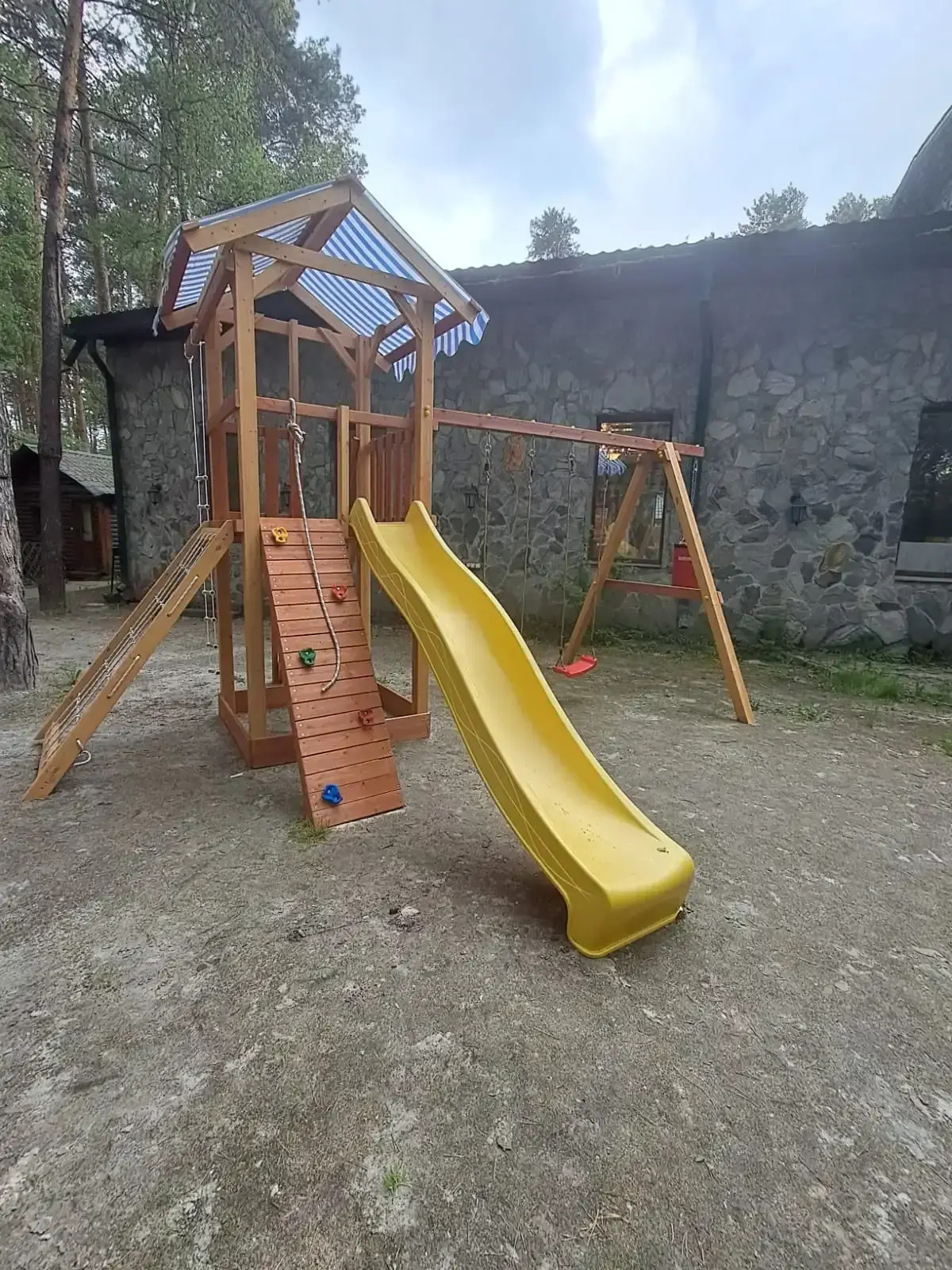 База Отдыха Загородный клуб Пески