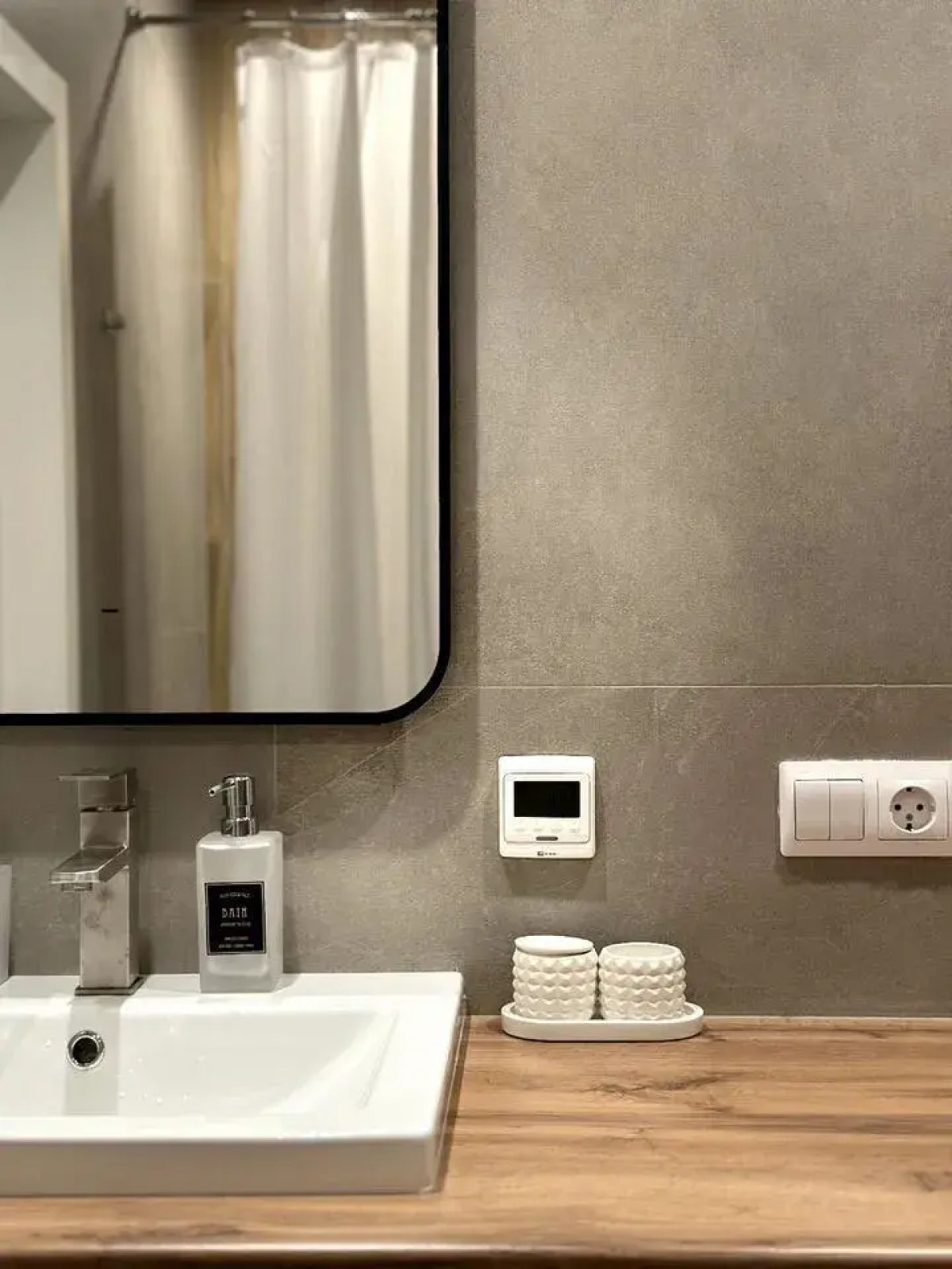 Квартира для семьи или большой компании с современным ремонтом