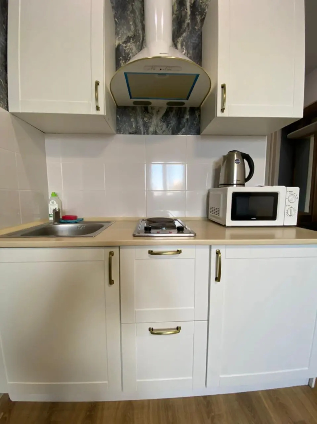 Апартаменты Студия Кореновская 2/4