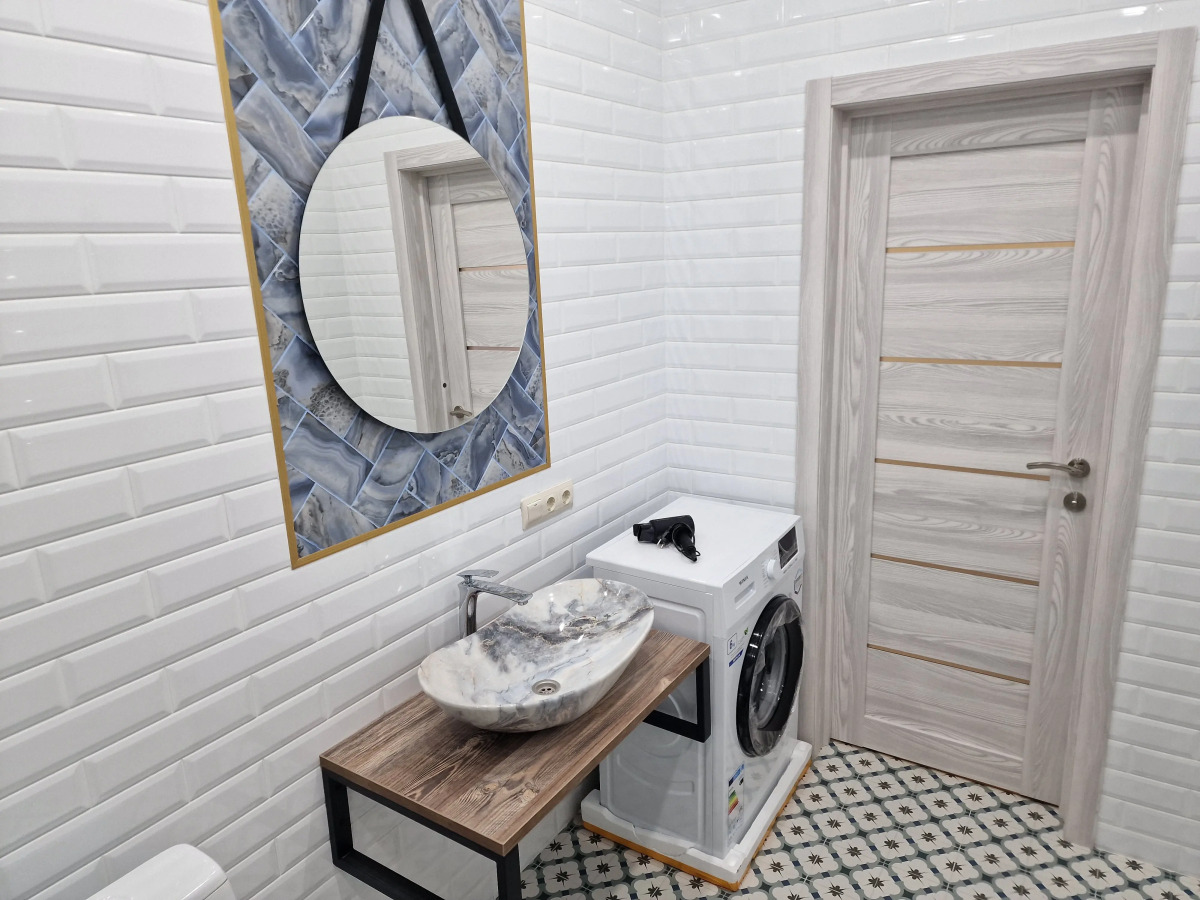 Квартира БалтАтлантик номер в стиле Красный Дракон