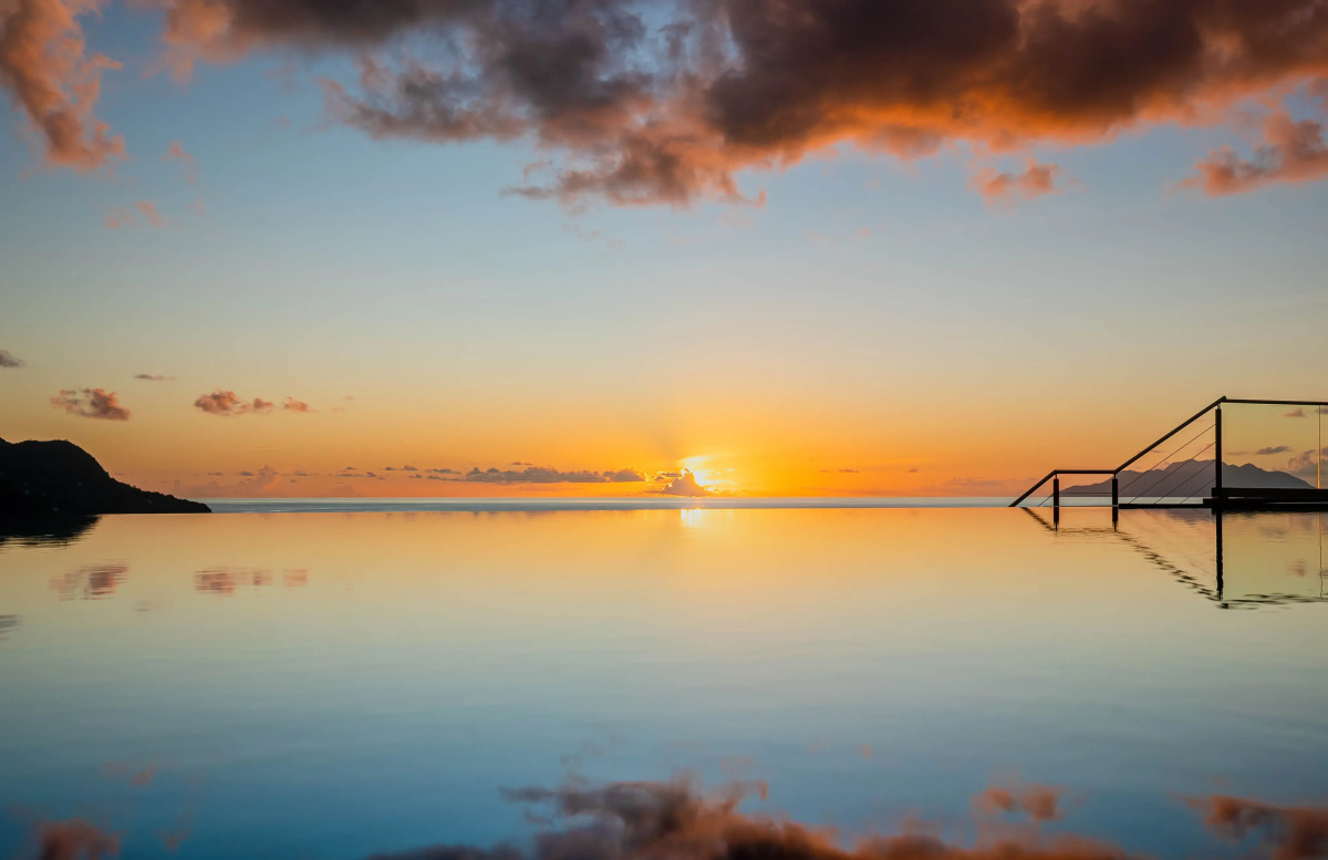 Курортный отель Gardens Hill Resort & Spa