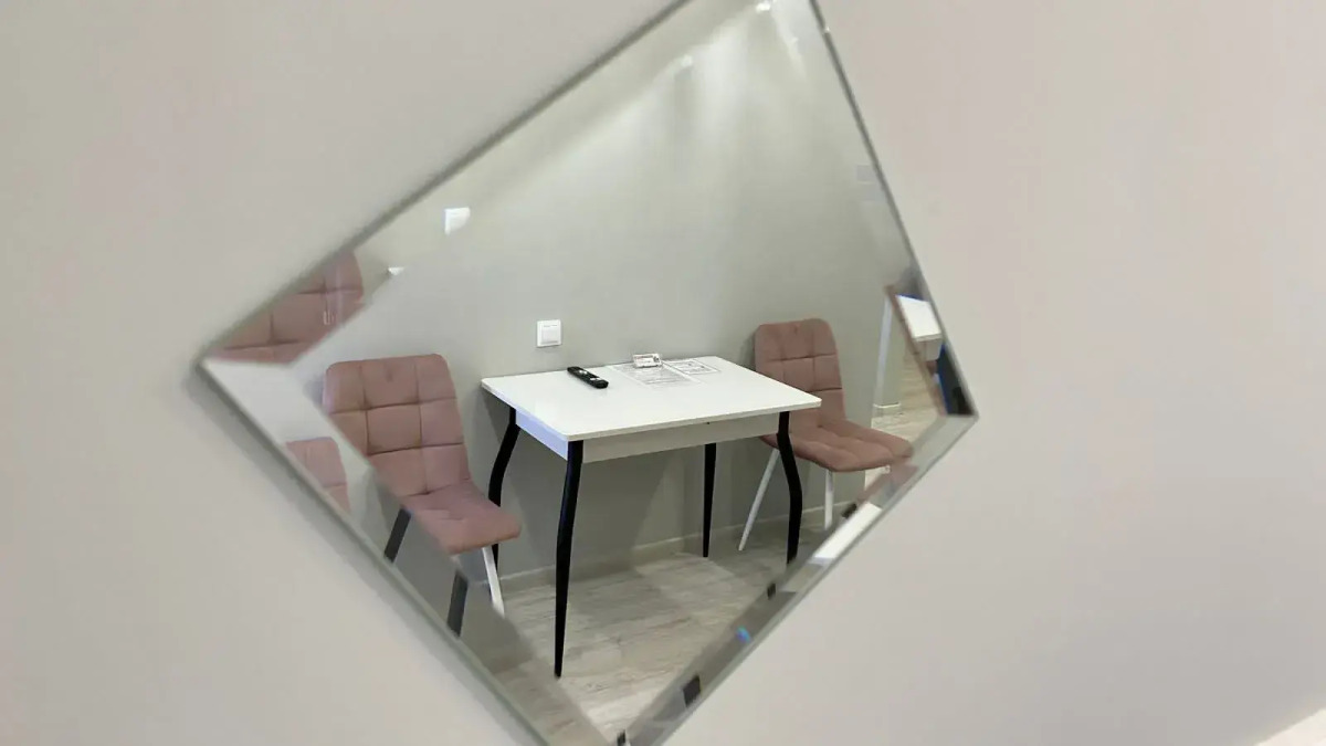 Квартира Nasutki38 люкс Зеркальное отражение