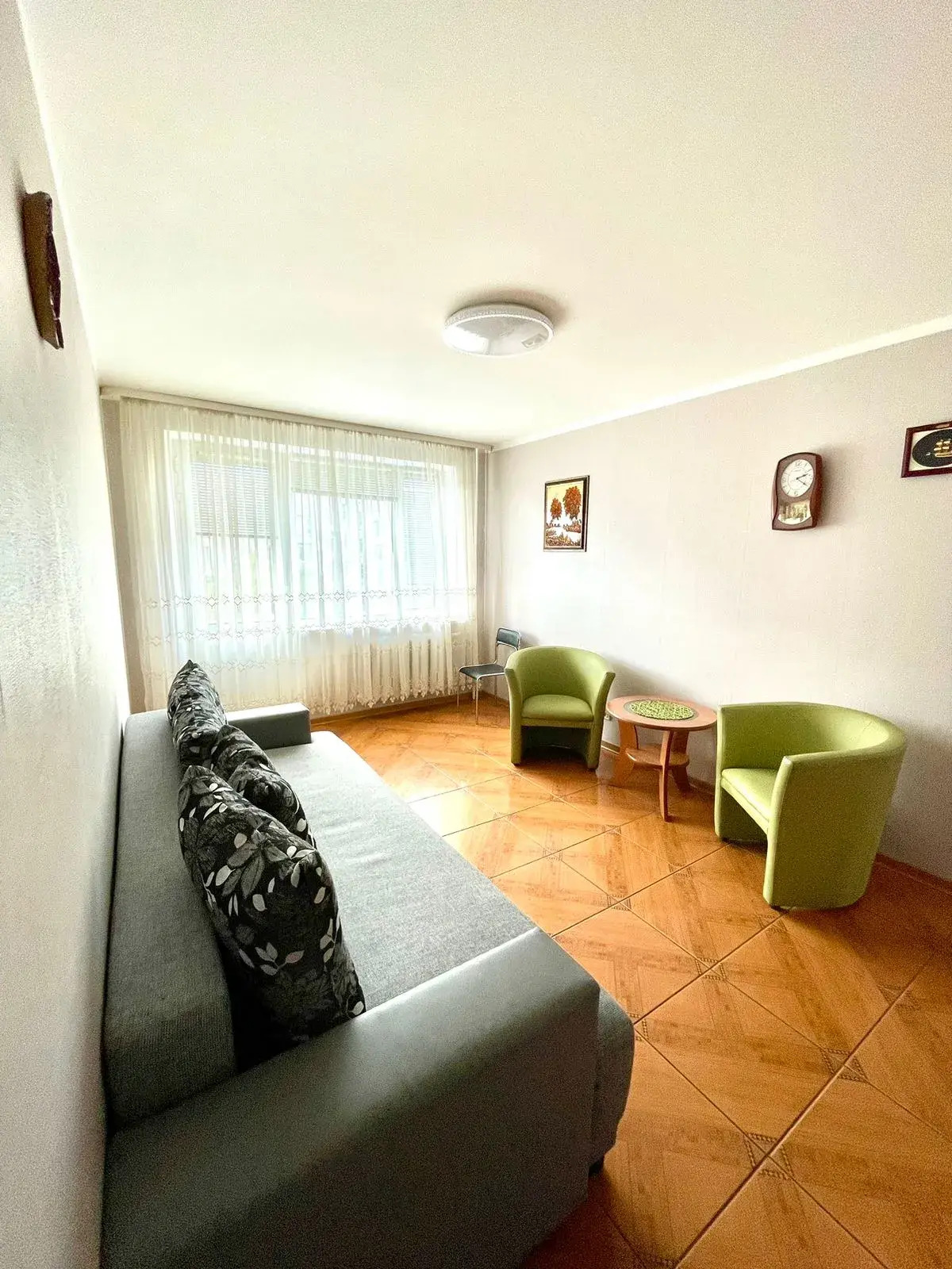 Апартаменты на Хмельницкого